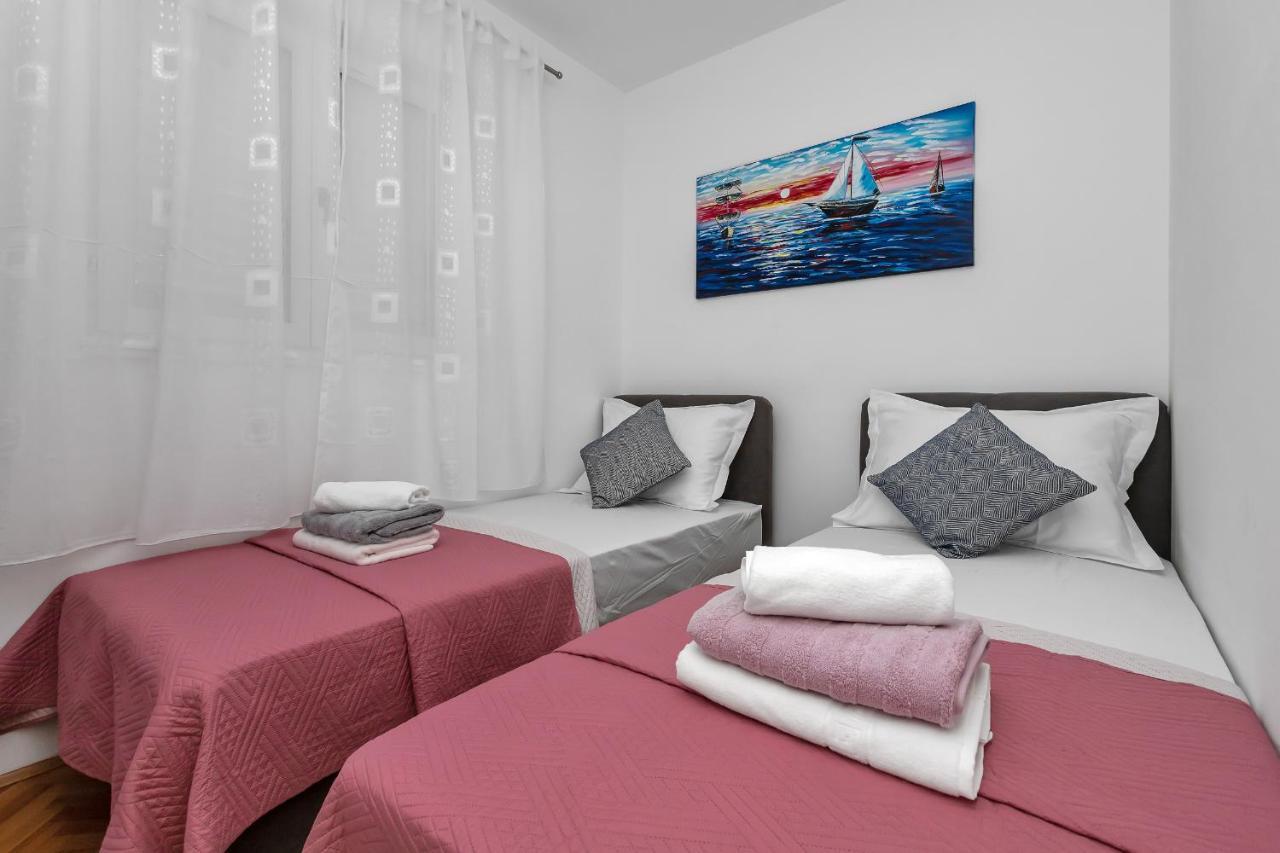 Bruno & Toni Deluxe Apartman Makarska Exterior foto